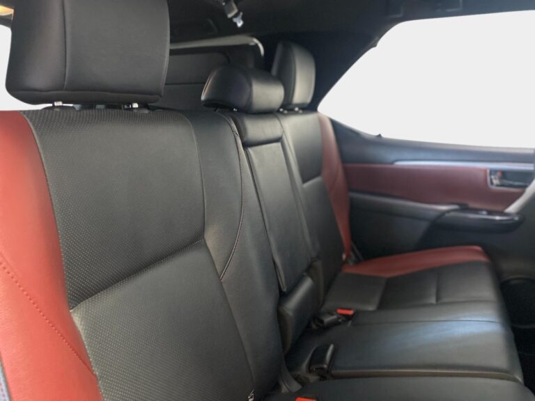 4e40b0dc-d6f8-47c7-8d53-3acf3e1d9f4f