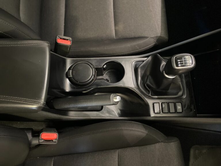 7fcede44-658e-4932-9e71-faa6d5915598