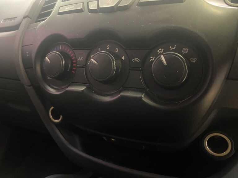 c1b0880d-654e-437b-a5b7-e27d5869765c