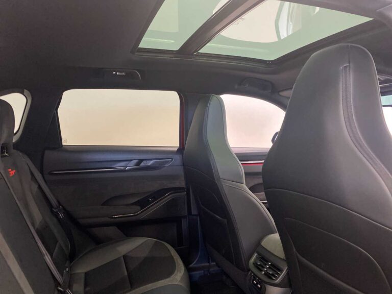 dcd885de-8778-4d4b-b30f-52a5276ca067