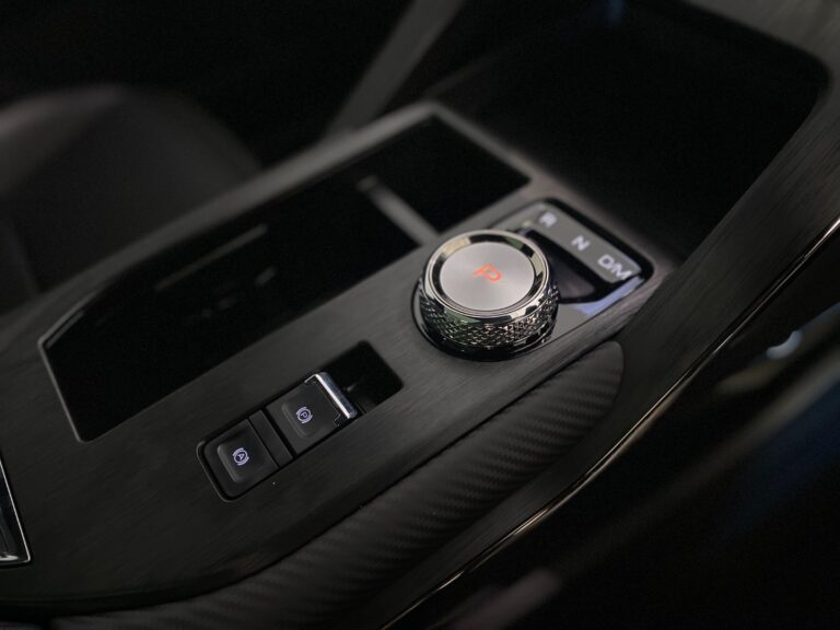 490edbb3-acca-46b4-841e-448d797c9eba