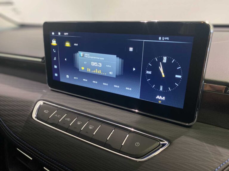 546c98f3-bfa9-4cc5-8e6c-996b3c4ba91d