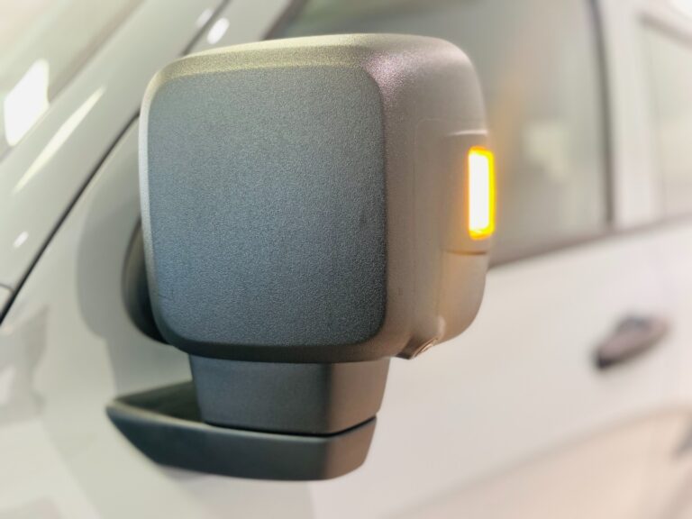 daaafb20-817f-40f9-8457-3111d3cd0906