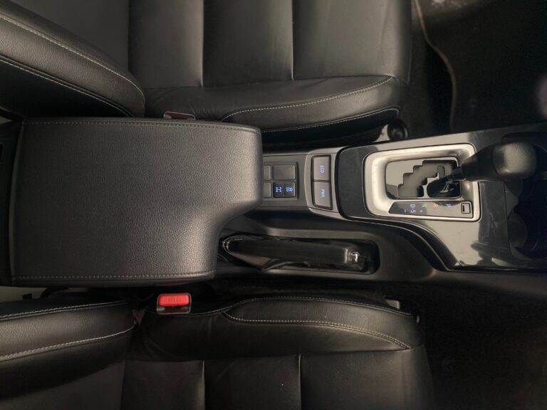 1253861b-b580-48de-b9dc-239e9f3eadc6