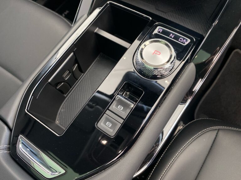 20ce7b3c-f73b-4e1b-8de8-e376753badb1