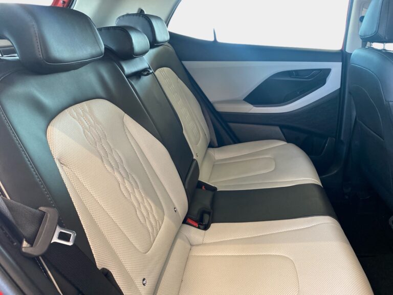 35ba06fd-eae4-40c1-b606-56a936c2bde2