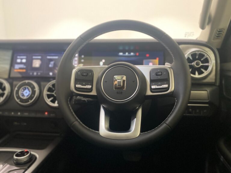 3e268f4c-aeda-41a1-93e9-d1bf87b3e674