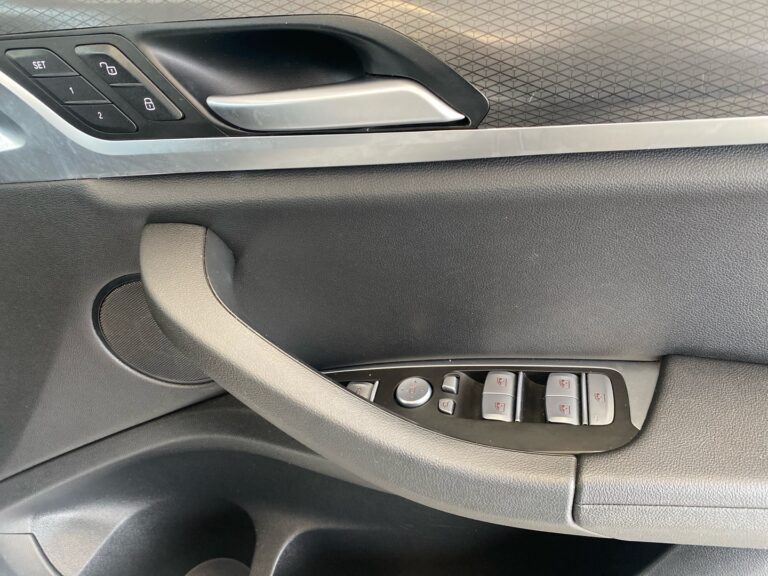 3f07e25b-c487-4ff2-b4c3-970c60320e74