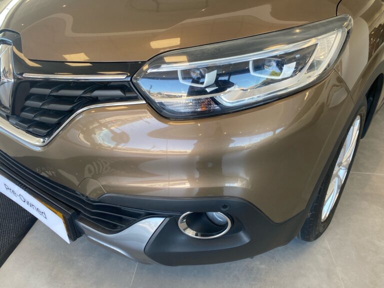 8a12bff9-3dad-44a5-bb94-6b41e941df8a