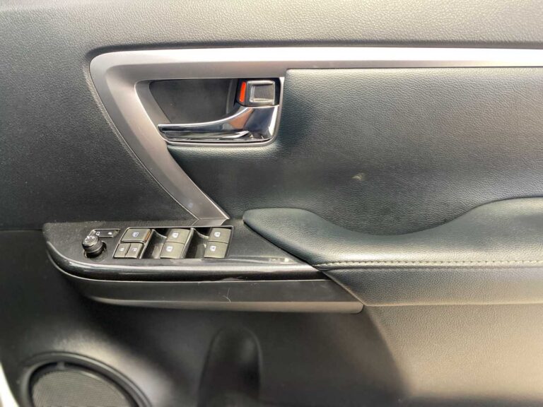 92af6eb0-f9a5-4d76-aa88-6e232499234d