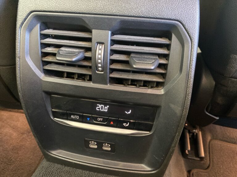 930e00d3-29a0-43d9-a6f0-b93eae6a0725