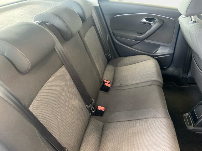 ba98ffbb-9e46-453f-84b2-24e7bb7d83e9