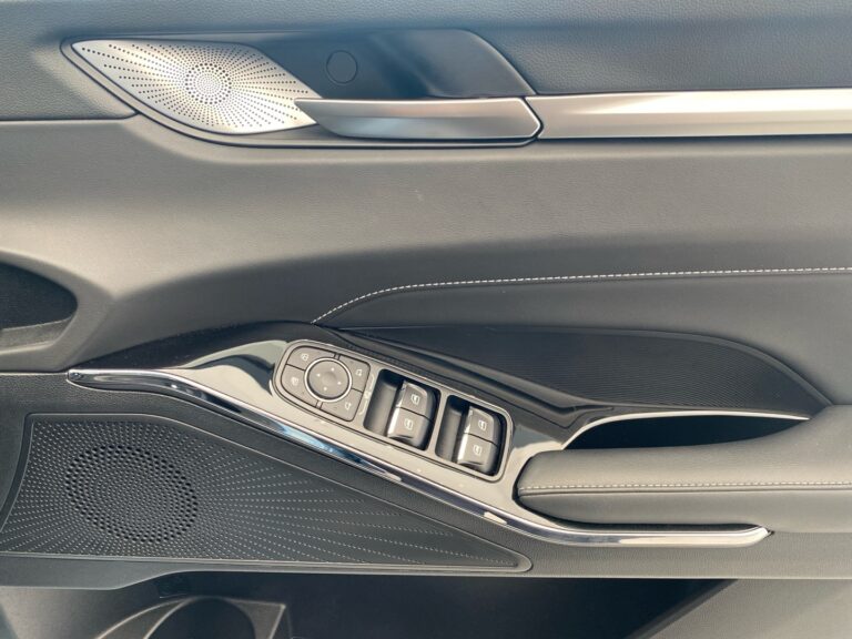 ccbddb53-1910-427f-a792-614a7e48a084