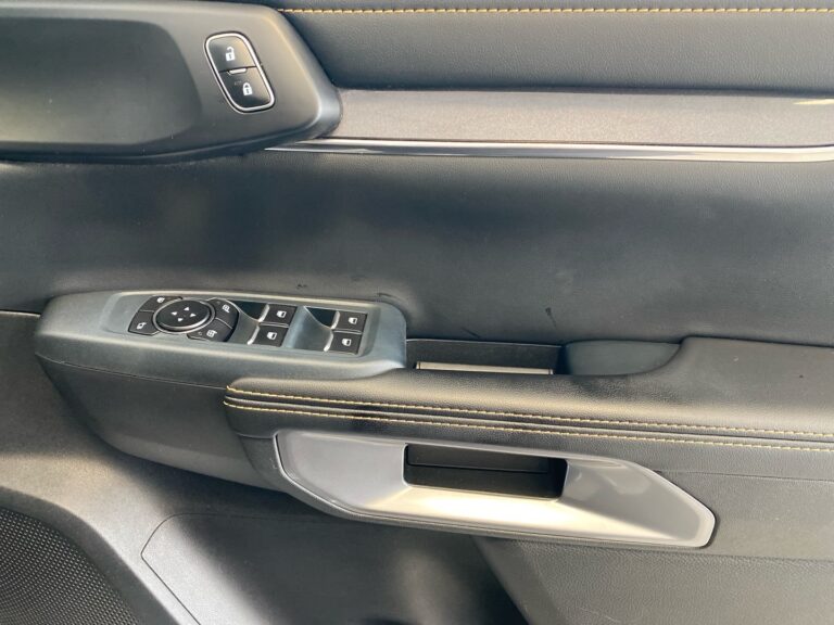 d9b5dce3-27b5-4ef3-8c59-2efb752aef8b